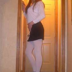 ktinhose's Chat & Dating Profile