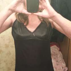 mindycd14424's Chat & Dating Profile