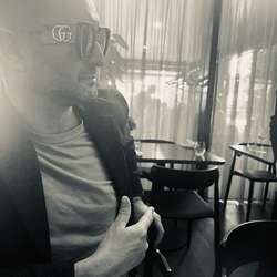 pagoda's Chat & Dating Profile