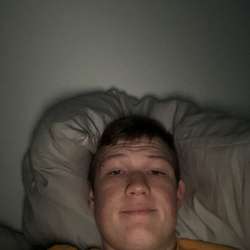 summertee's Chat & Dating Profile