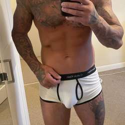 tobyhare's Chat & Dating Profile